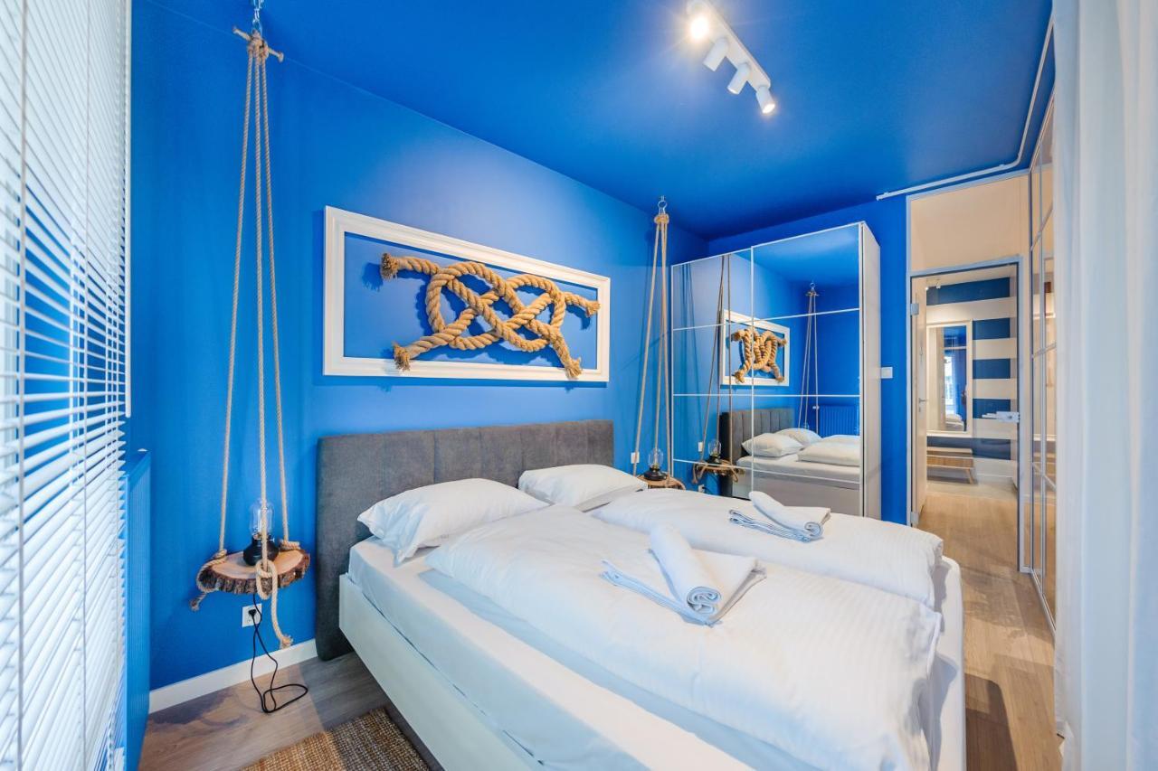 Apartamenty Sun & Snow Riverfront Гданськ Екстер'єр фото